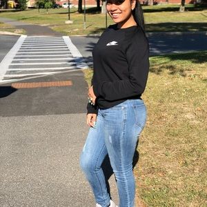 Meet your Posher, Celine